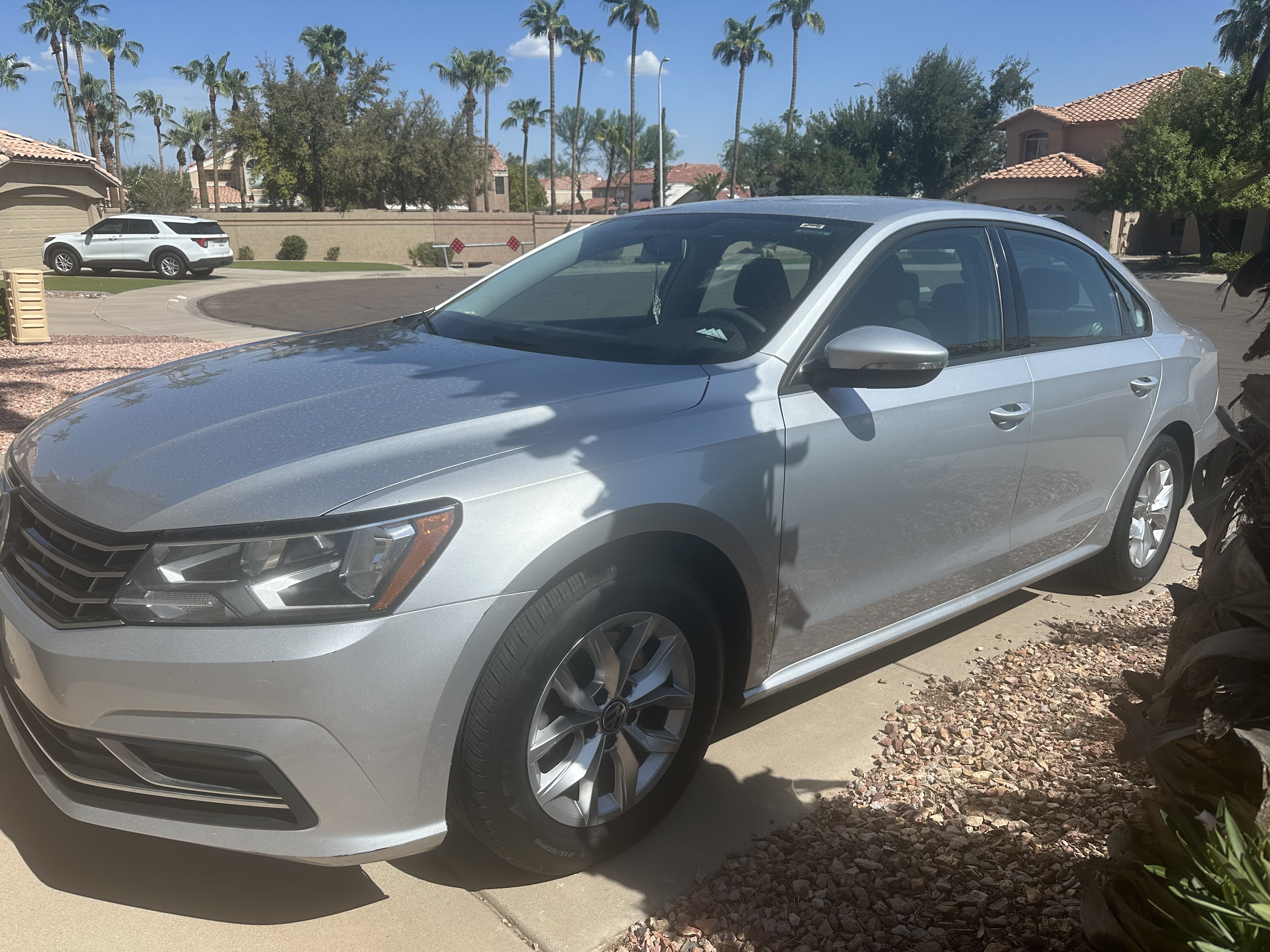 Used 2018 Volkswagen Passat 2.0T S FWD image 5