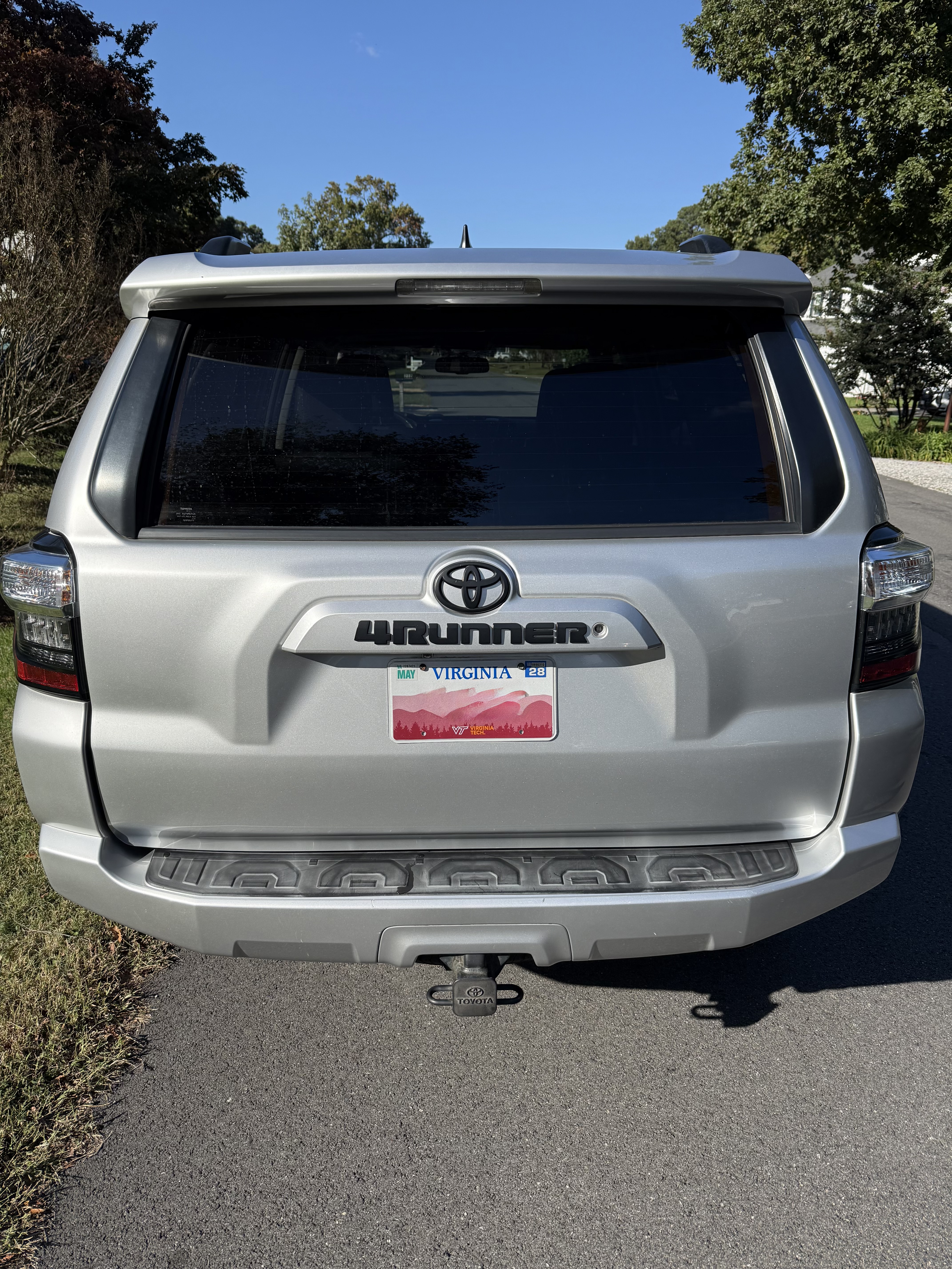 Used 2019 Toyota 4Runner SR5 Premium w/ Wilderness Package AWD/4WD image 10