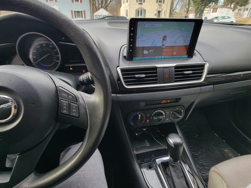 Used 2015 MAZDA MAZDA3 i Sport image 11