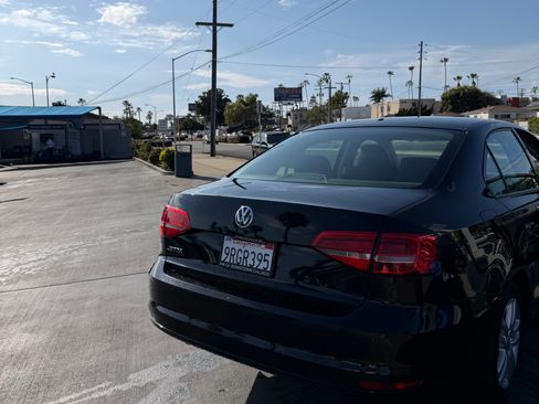 Used 2015 Volkswagen Jetta S w/ Welcome Package image 5