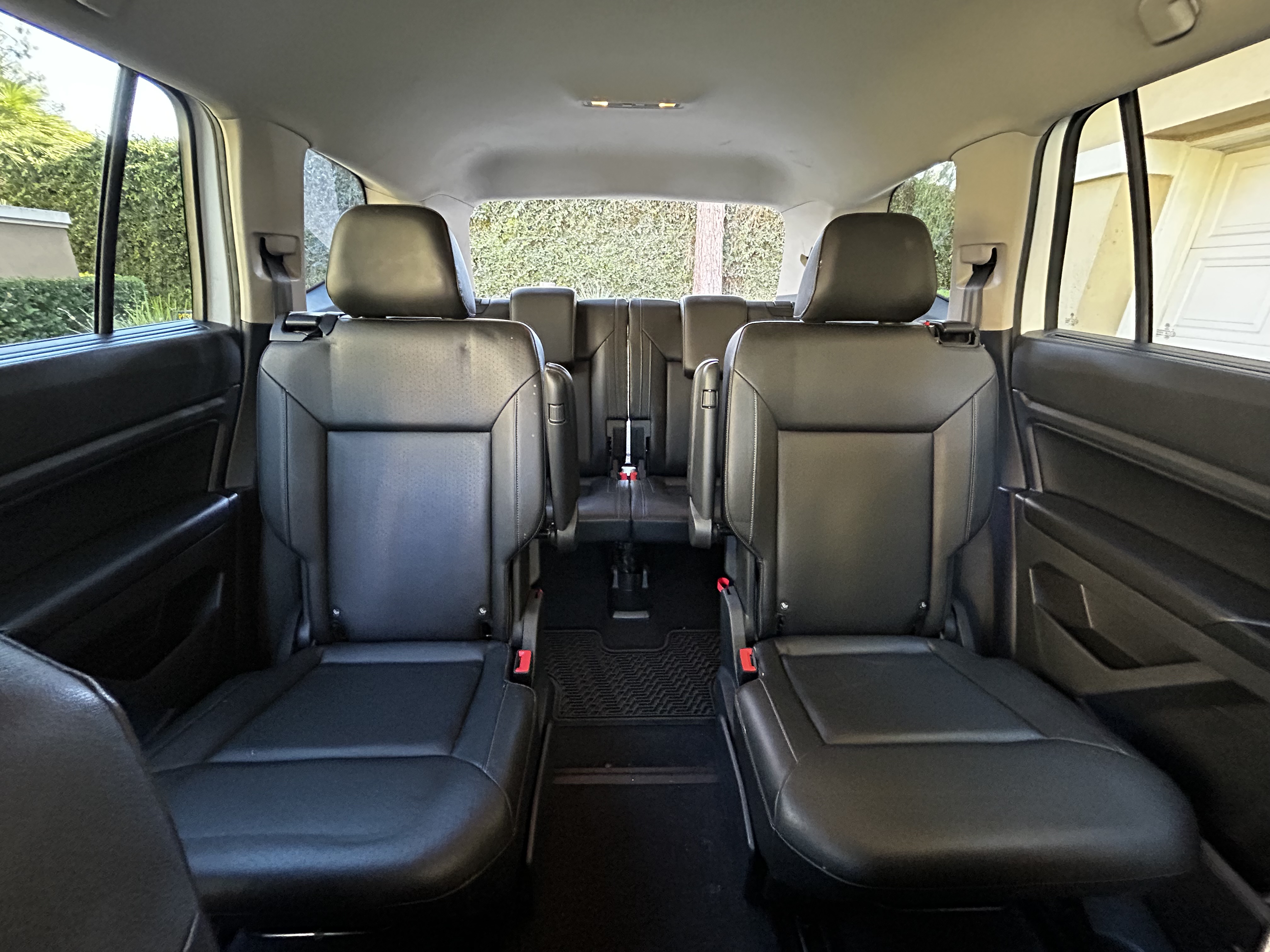 Used 2019 Volkswagen Atlas SE w/ Towing Package FWD image 14