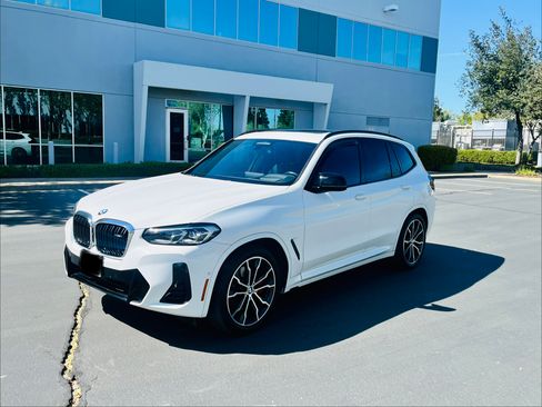 Used 2022 BMW X3 M40i AWD/4WD image 2