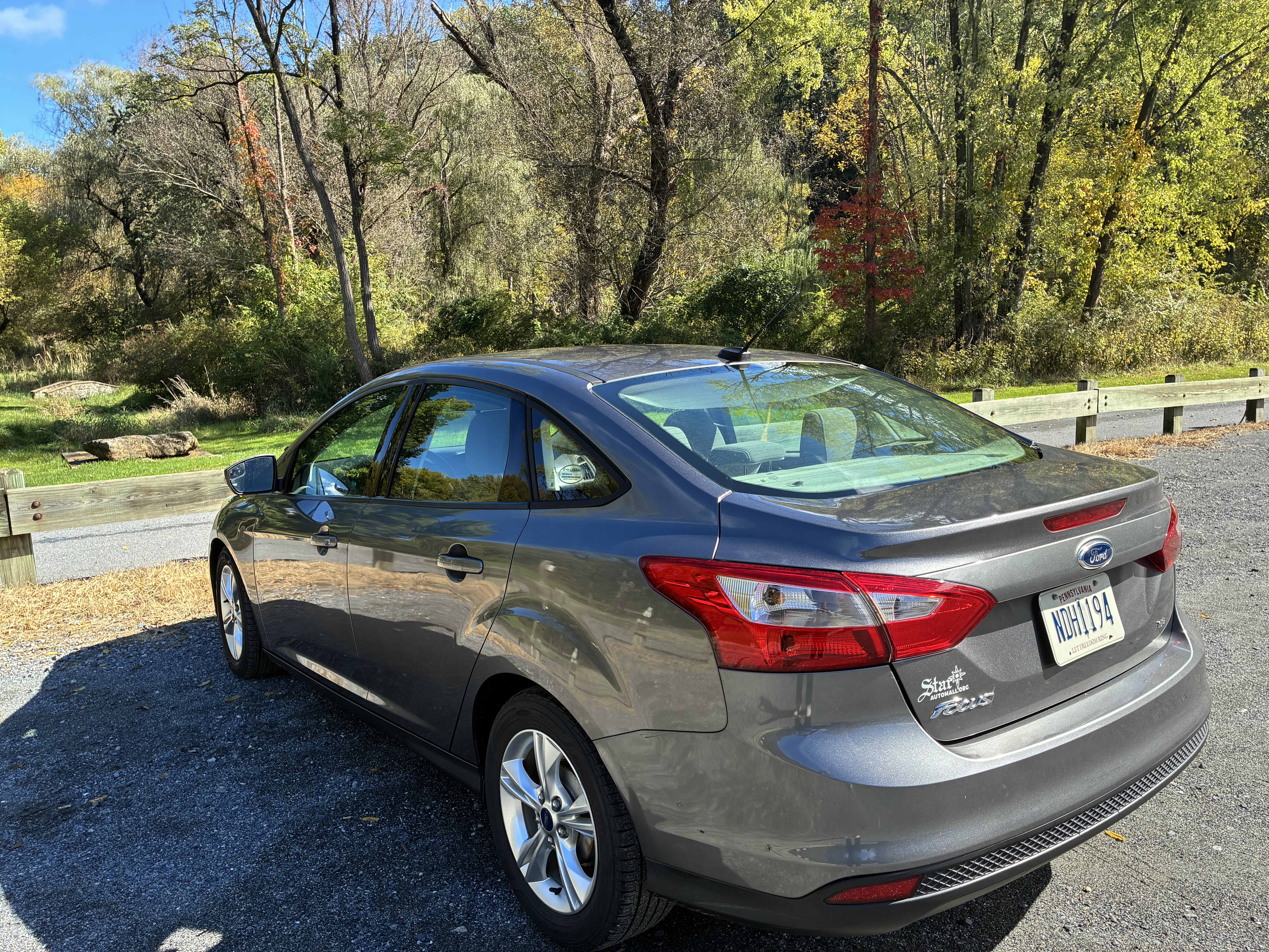 Used 2014 Ford Focus SE FWD image 8