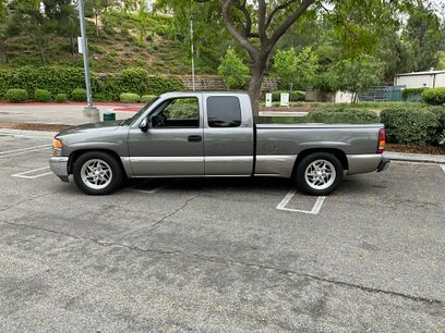 Used 2000 GMC Sierra 1500 2WD Extended Cab
