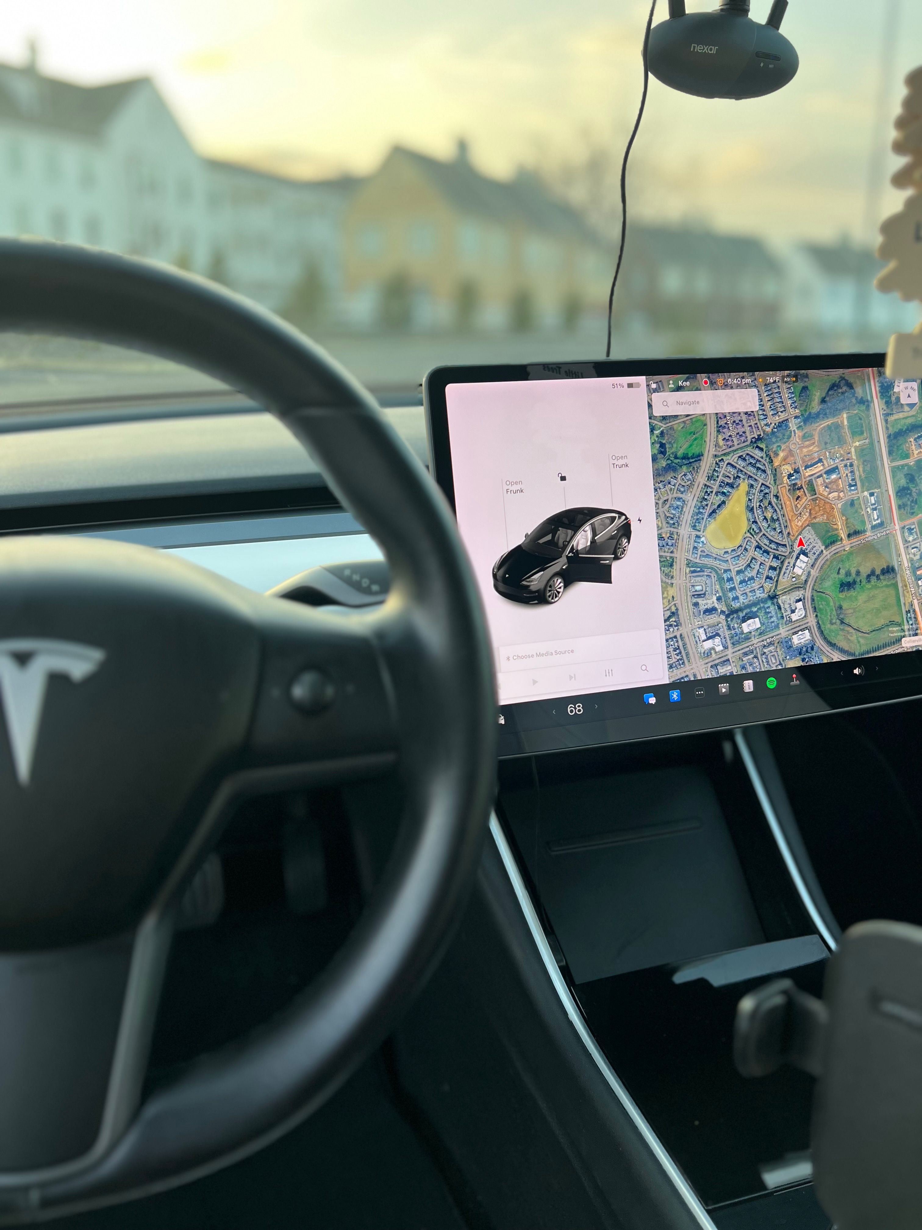 Used 2018 Tesla Model 3 Mid Range RWD image 12