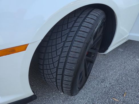 Used 2014 Chevrolet Camaro SS w/ SS Performance Package image 14