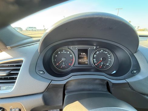 Used 2018 Audi Q3 2.0T Premium Plus w/ Premium Plus Package image 14