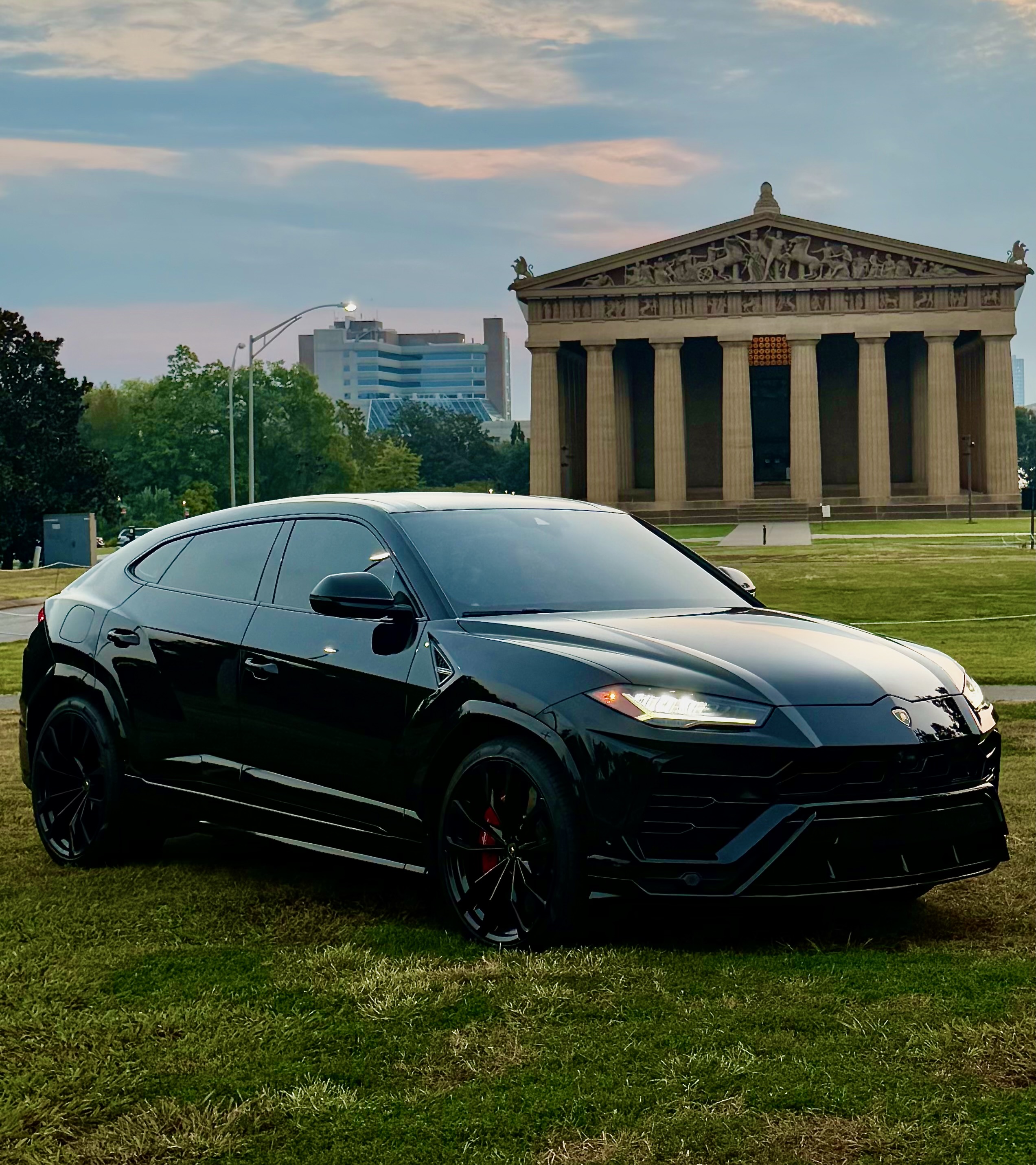 Used 2021 Lamborghini Urus AWD/4WD image 4