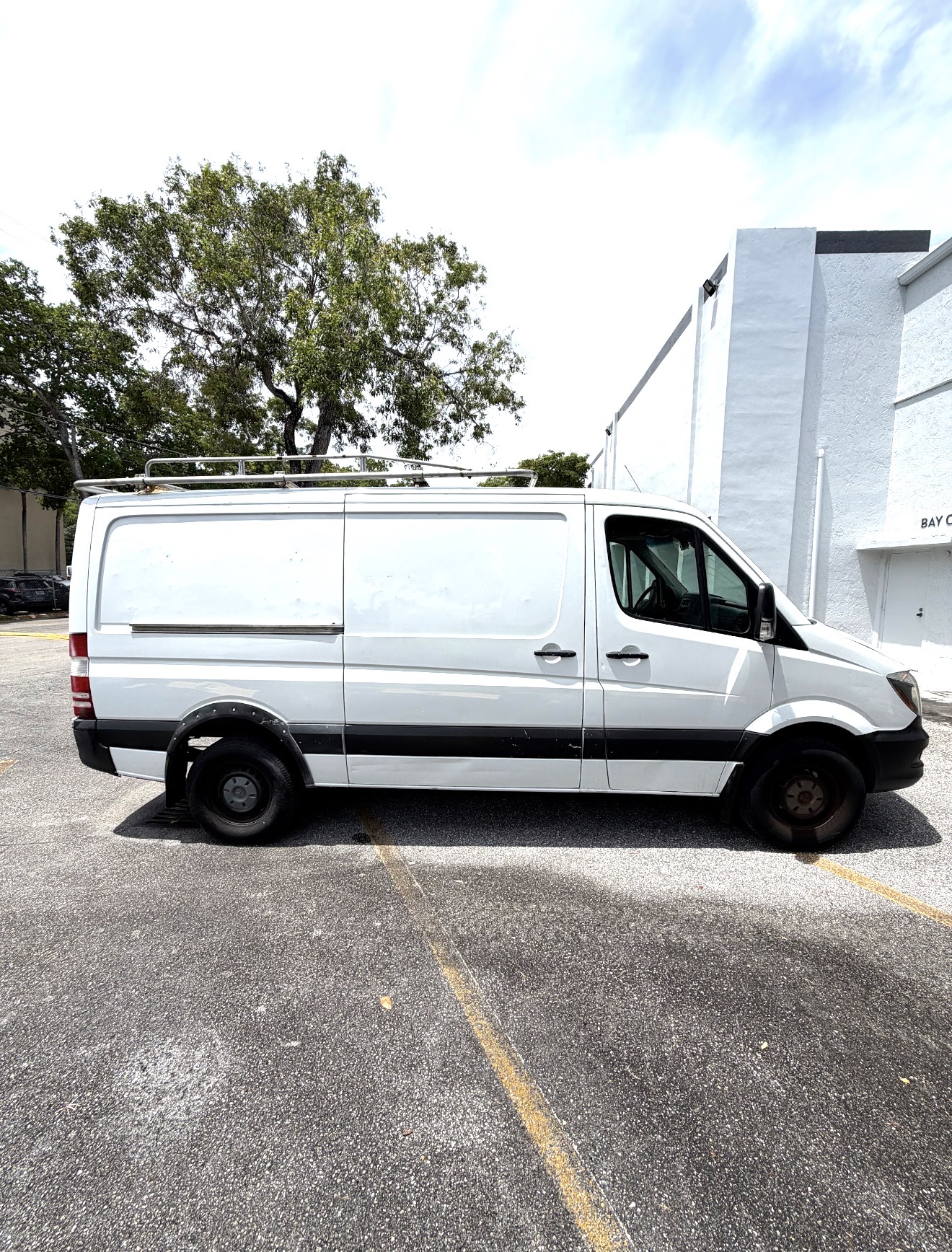 Used 2016 Mercedes-Benz Sprinter 2500 image 4