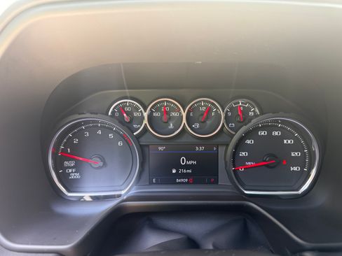 Used 2021 Chevrolet Tahoe RST w/ Luxury Package image 9