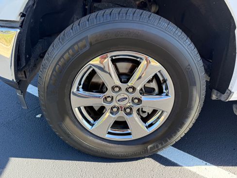 Used 2019 Ford F150 XLT w/ Equipment Group 302A Luxury image 10