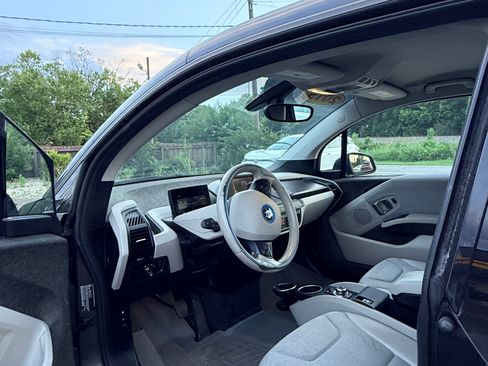 Used 2015 BMW i3 w/ Range Extender RWD image 14