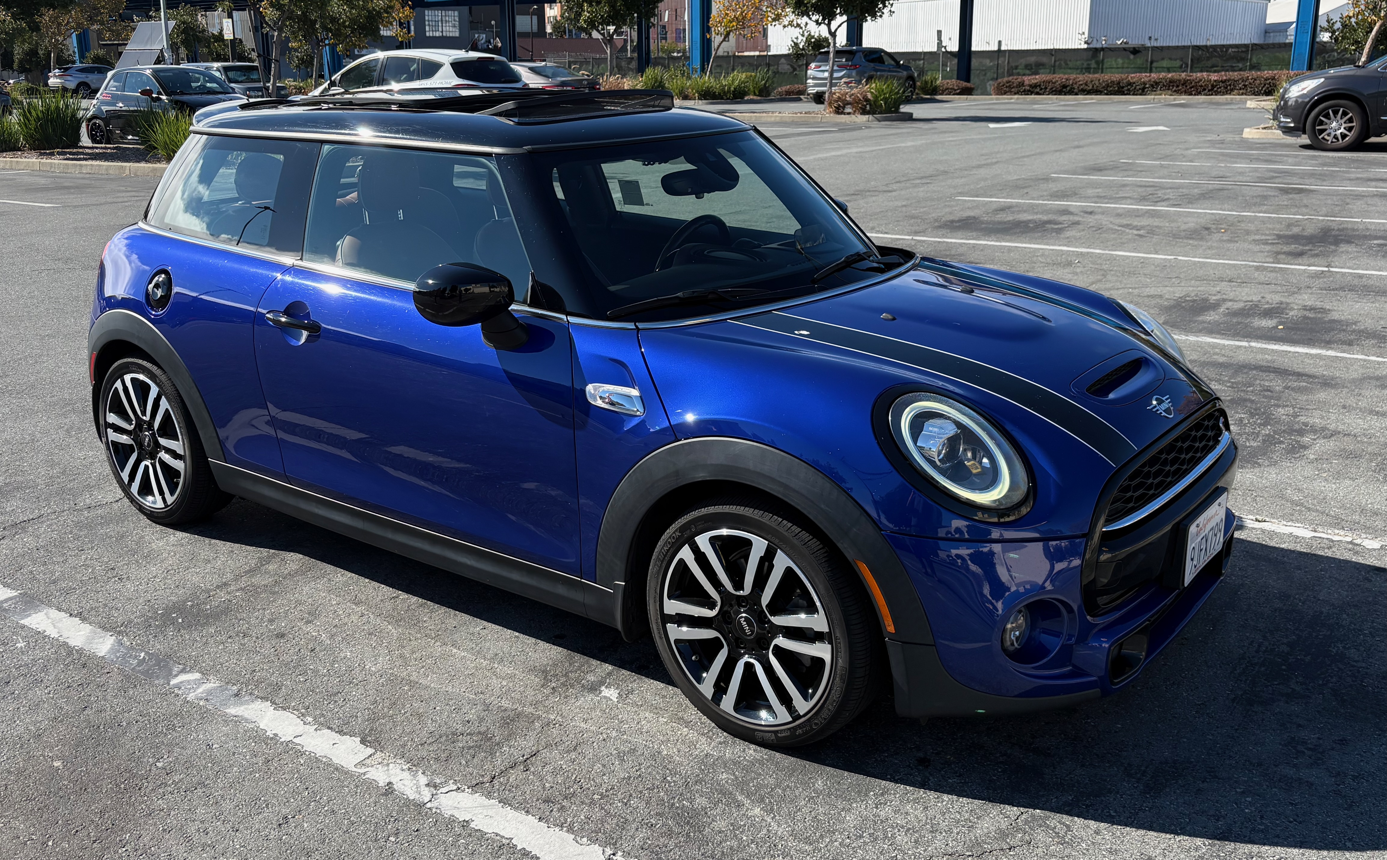 Used 2020 MINI Cooper S FWD image 2