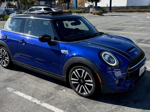 Used 2020 MINI Cooper S FWD image 2