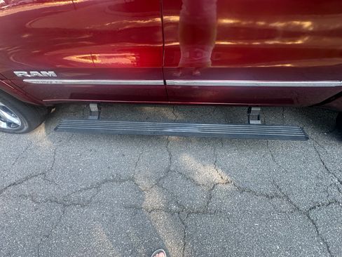 Used 2022 RAM 1500 Limited image 15