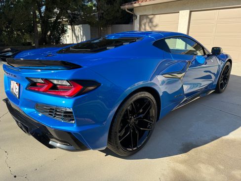 Used 2025 Chevrolet Corvette Z06 image 17