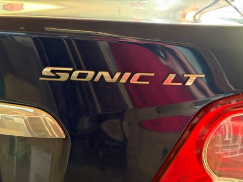 Used 2012 Chevrolet Sonic LT FWD image 15