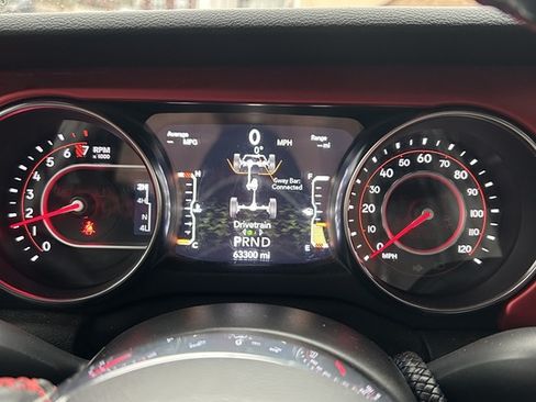 Used 2021 Jeep Gladiator Rubicon w/ Cold Weather Group image 15