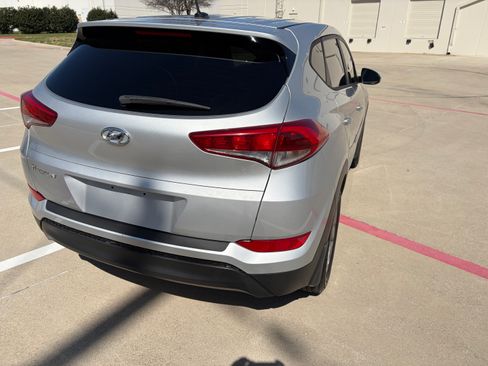 Used 2016 Hyundai Tucson SE image 9