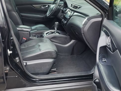 Used 2015 Nissan Rogue SL w/ SL Premium Package image 4