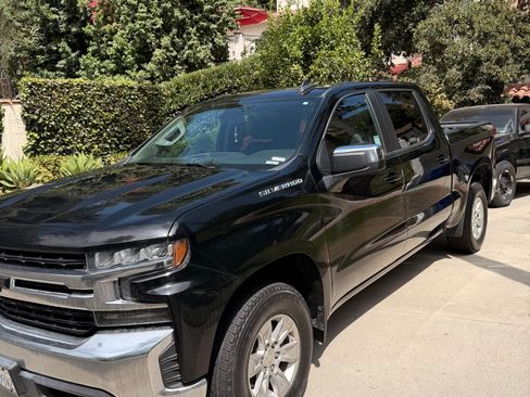 Used 2019 Chevrolet Silverado 1500 LT w/ All-Star Edition RWD image 2