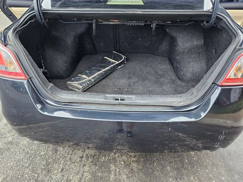 Used 2013 Nissan Altima 3.5 SL image 6