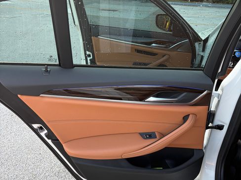 Used 2022 BMW 540i w/ M Sport Package image 14