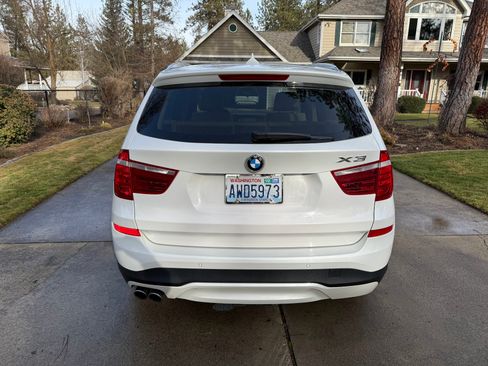 Used 2016 BMW X3 xDrive28i image 4