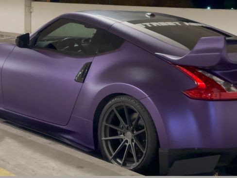 Used 2010 Nissan 370Z Touring w/ Sport Pkg image 7