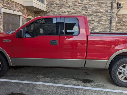 Used 2004 Ford F150 Lariat image 1