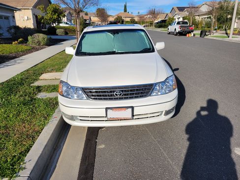 Used 2003 Toyota Avalon XLS image 4