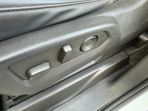 Used 2023 Chevrolet Tahoe LT image 23