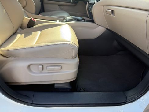 Used 2019 Honda Pilot Touring image 27
