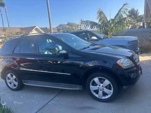 Used 2009 Mercedes-Benz ML 350 2WD image 2