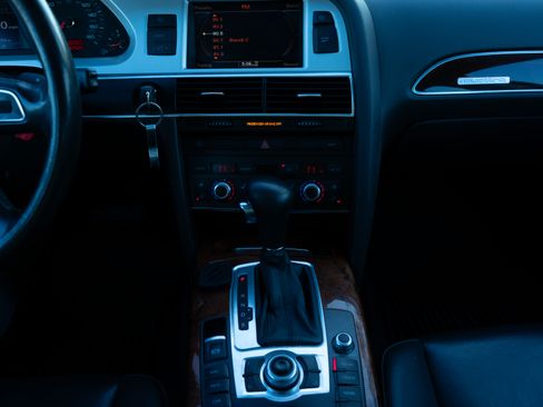 Used 2011 Audi A6 3.0T Premium image 10