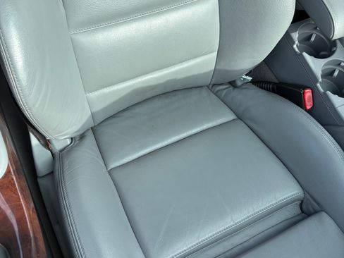 Used 2006 BMW 330Ci Convertible image 11