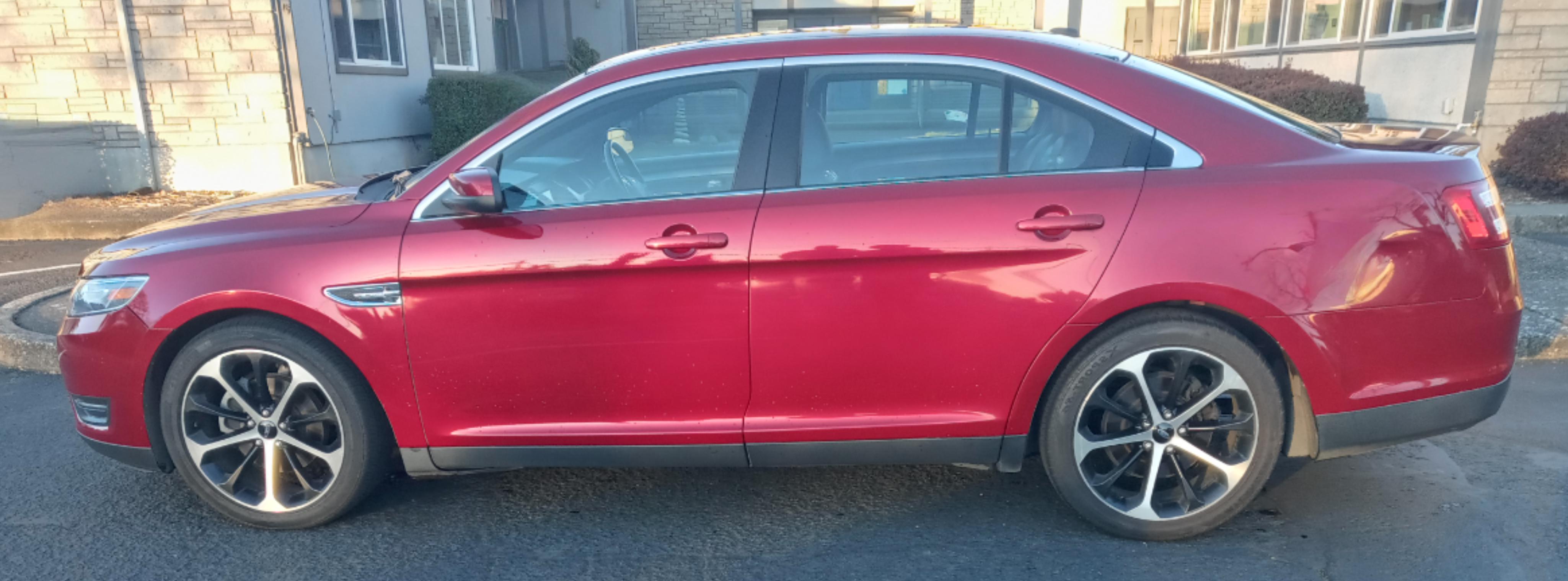 Used 2014 Ford Taurus SEL w/ Equipment Group 201A AWD/4WD image 5