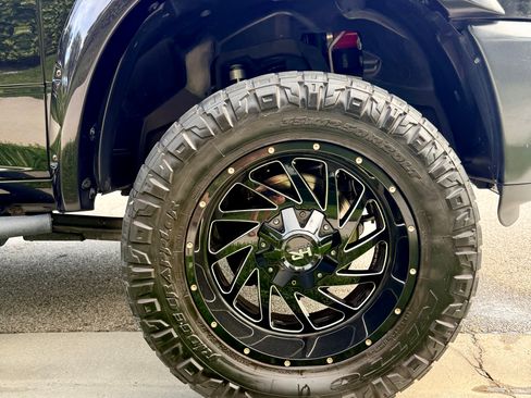 Used 2018 RAM 3500 Laramie w/ Sport Appearance Group AWD/4WD image 14