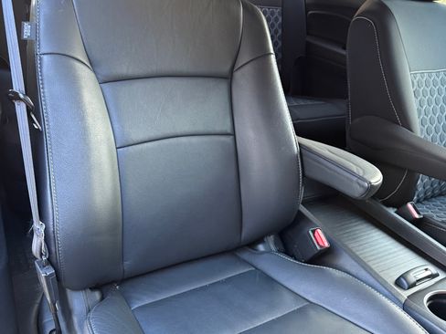 Used 2022 Honda Pilot Special Edition image 4