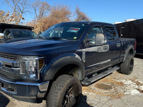 Used 2018 Ford F250 XLT w/ Snow Plow Prep Package image 4