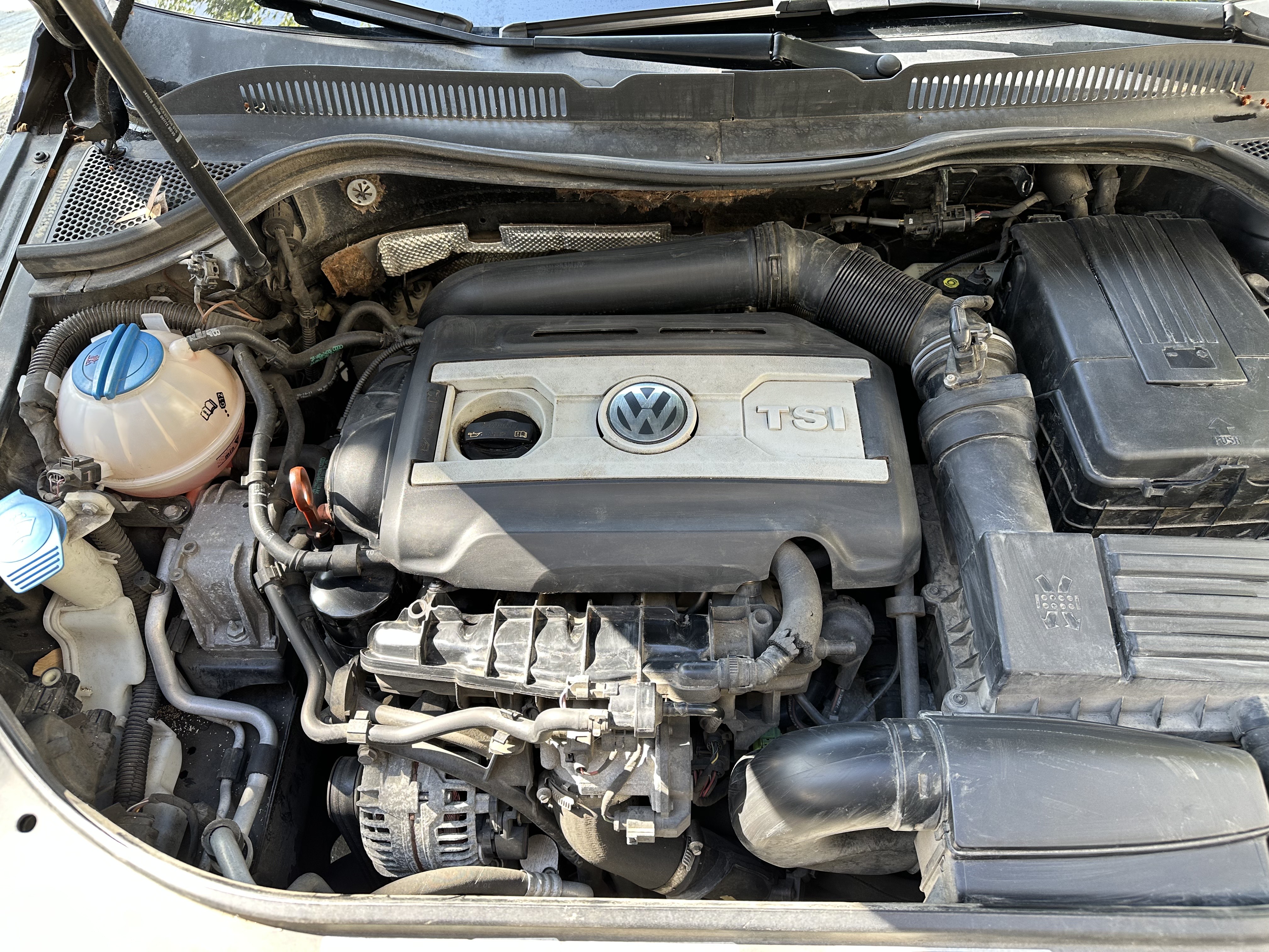 Used 2012 Volkswagen CC Sport FWD image 11