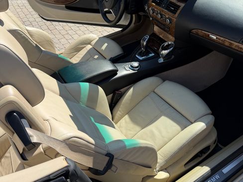 Used 2008 BMW 650i Convertible image 12