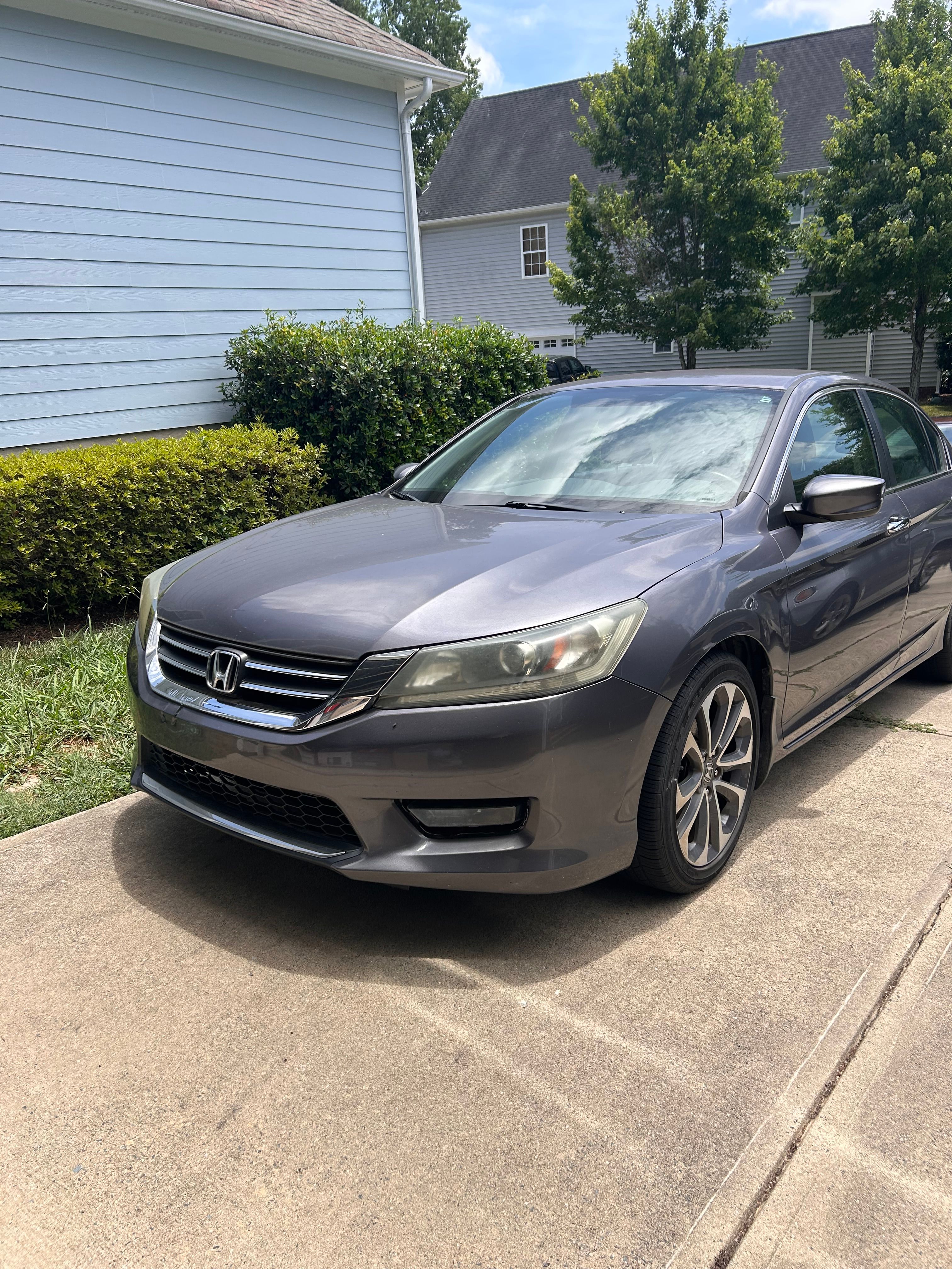 Used 2015 Honda Accord Sport image 1