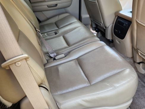 Used 2011 GMC Yukon SLT image 13