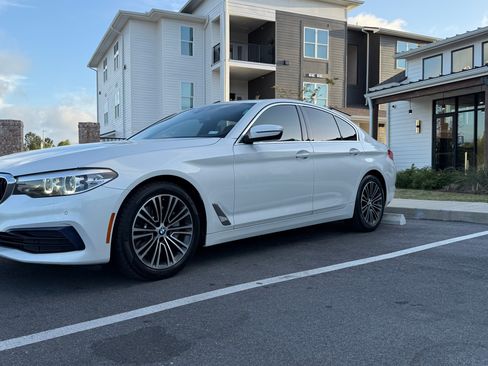 Used 2019 BMW 530i w/ Convenience Package image 12