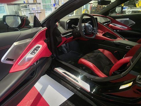 Used 2020 Chevrolet Corvette Stingray Premium Conv w/ 3LT Preferred Equipment Group image 6