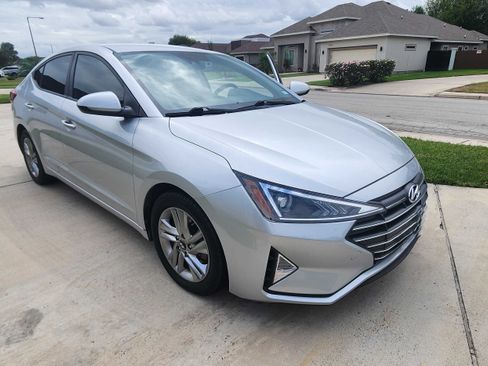 Used 2019 Hyundai Elantra SEL w/ Cargo Package image 11