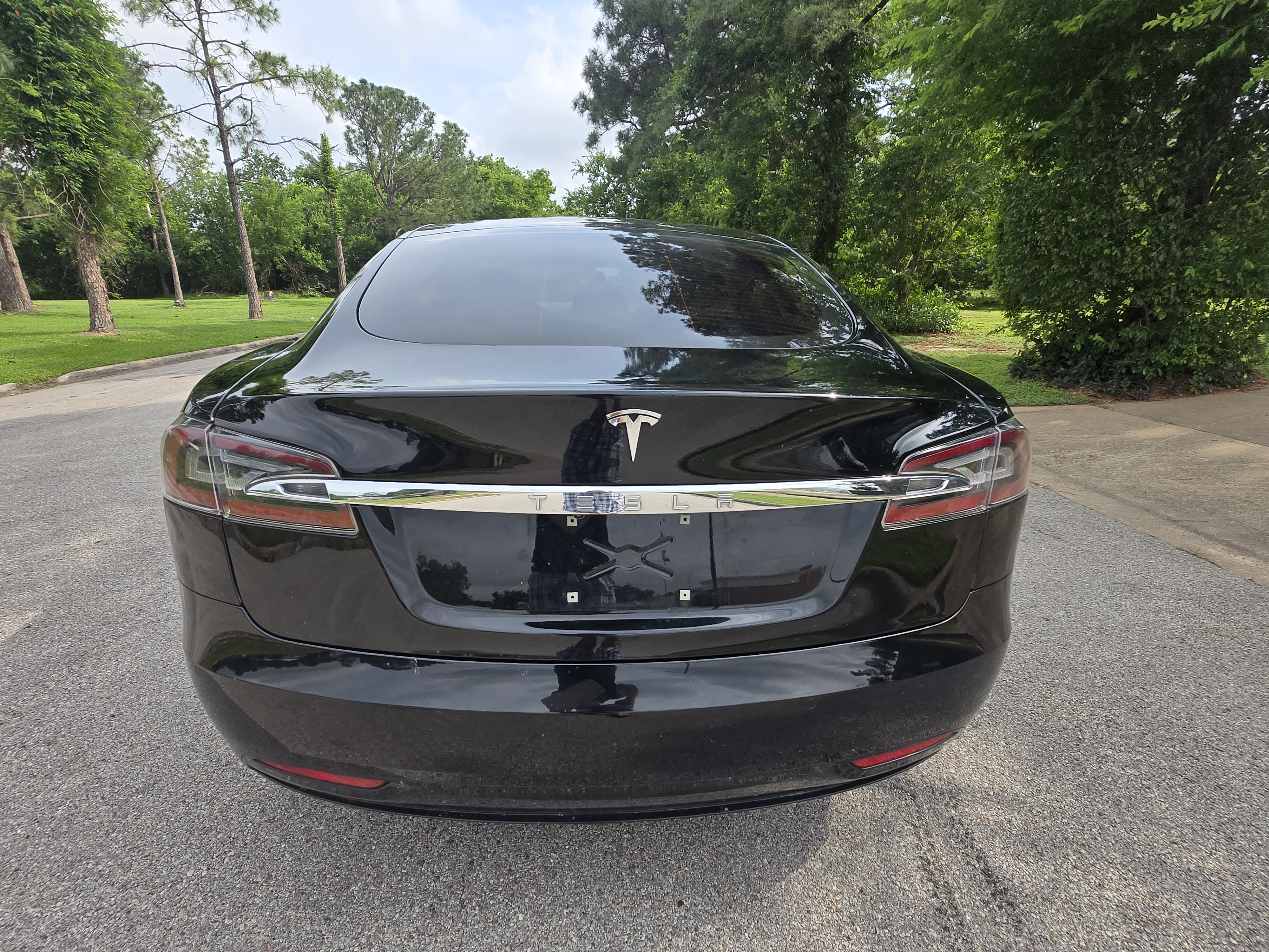 Used 2017 Tesla Model S 75 RWD image 8