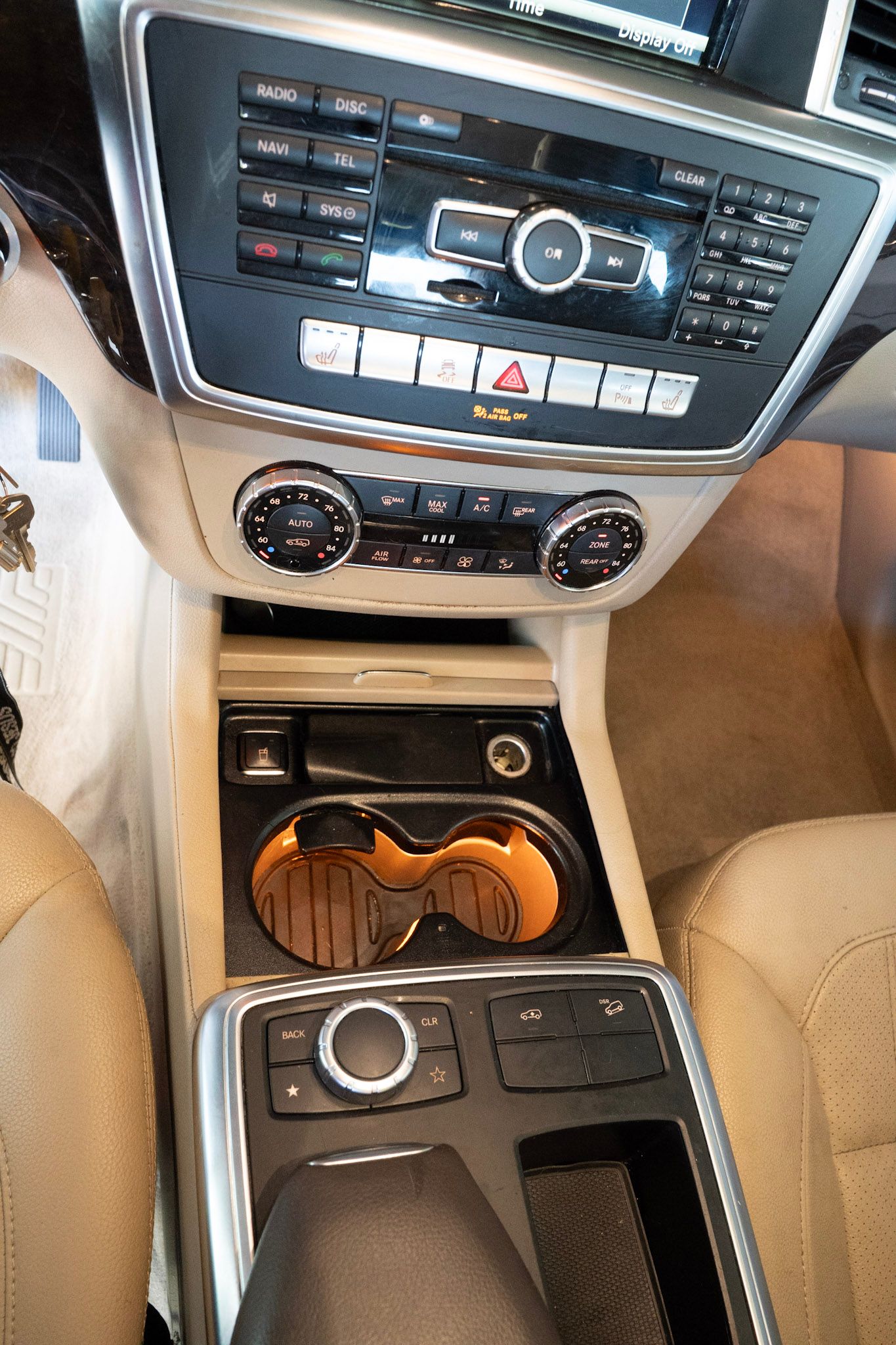 Used 2014 Mercedes-Benz GL 450 4MATIC image 12