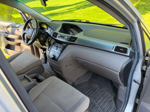Used 2012 Honda Odyssey EX image 12